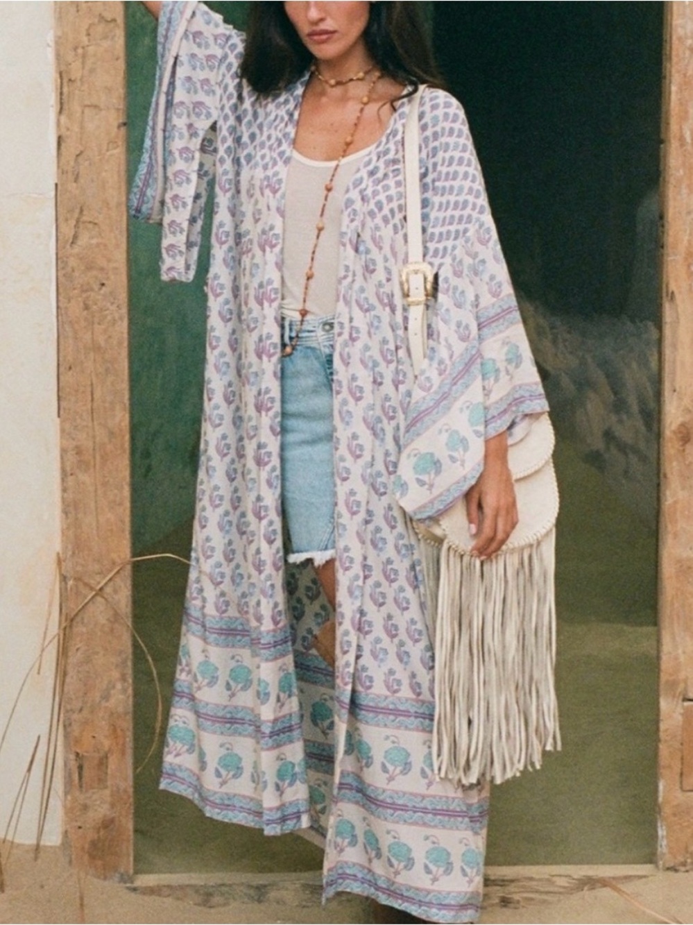 Spell bohemian royale Floral Print Long Kimono Robe in White and Light Blue